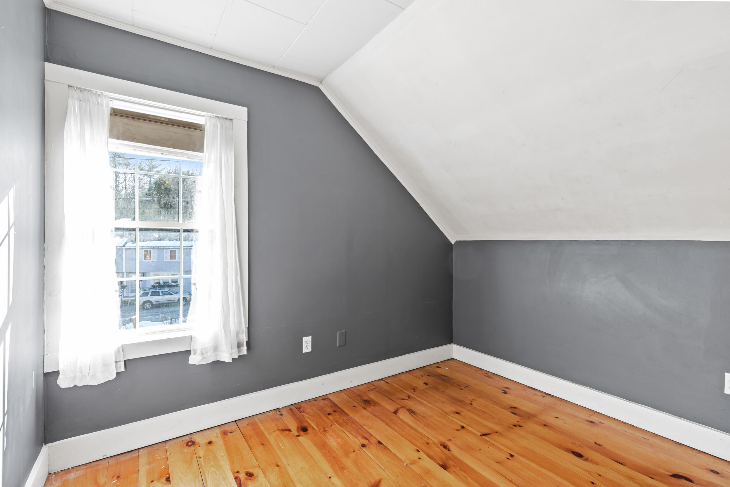 17 Deering Neighborhood Road Sanford, ME 04083 - Photo 24 of 37 17 deering neighborhood rdsanford-19