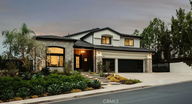 $2,380,000 | 837 Canyon Mist Lane, Anaheim Hills, CA 92808