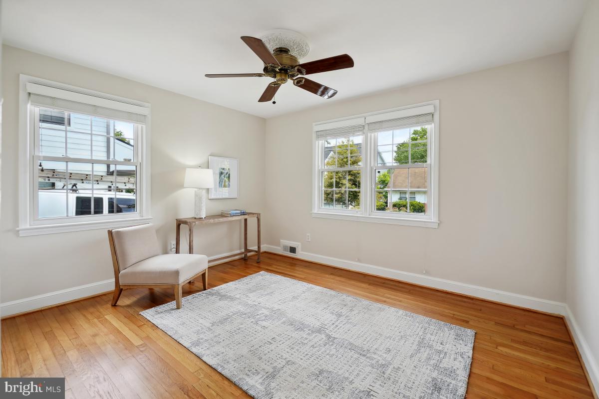 8610 Melwood Road Bethesda, MD 20817 - Photo 24 of 44 a living room with furniture and windows