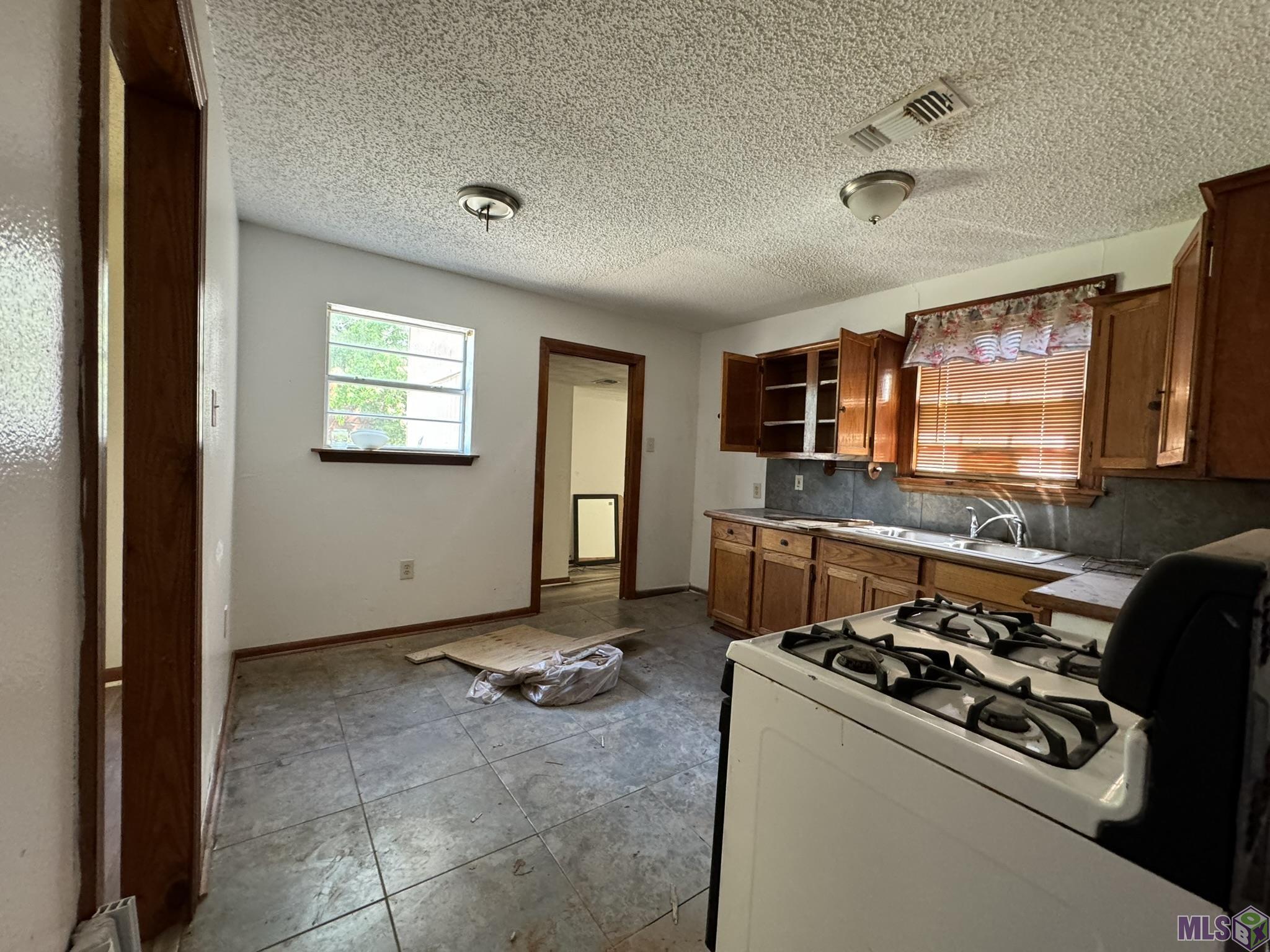 1974 Rhodes Avenue Baton Rouge, LA 70802 - Photo 8 of 17