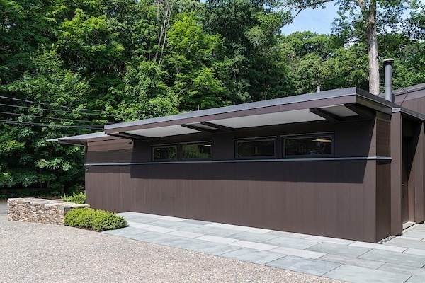 57 Newcomb Road Stoneham, MA 02180 - Photo 3 of 37 Gallery Image 3