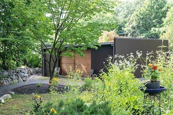 57 Newcomb Road Stoneham, MA 02180 - Photo 8 of 37 Gallery Image 8