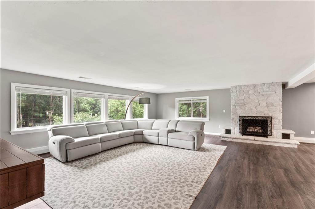 342 Gringo Independence Road Aliquippa, PA 15001 - Photo 3 of 45 Gallery Image 3