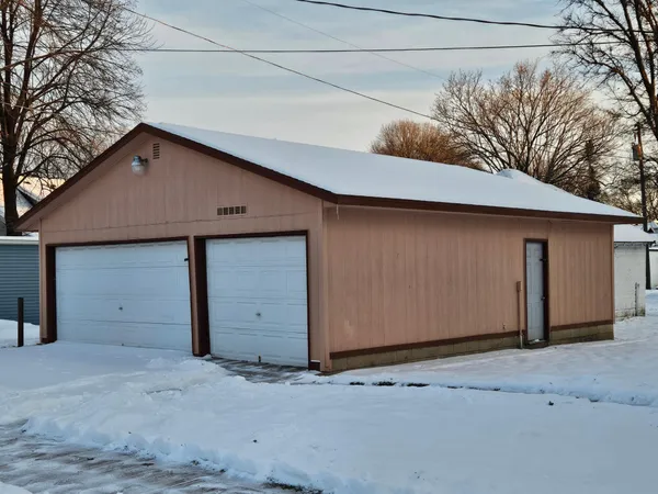 $249,900 | 532 Range Street, North Mankato, MN 56003