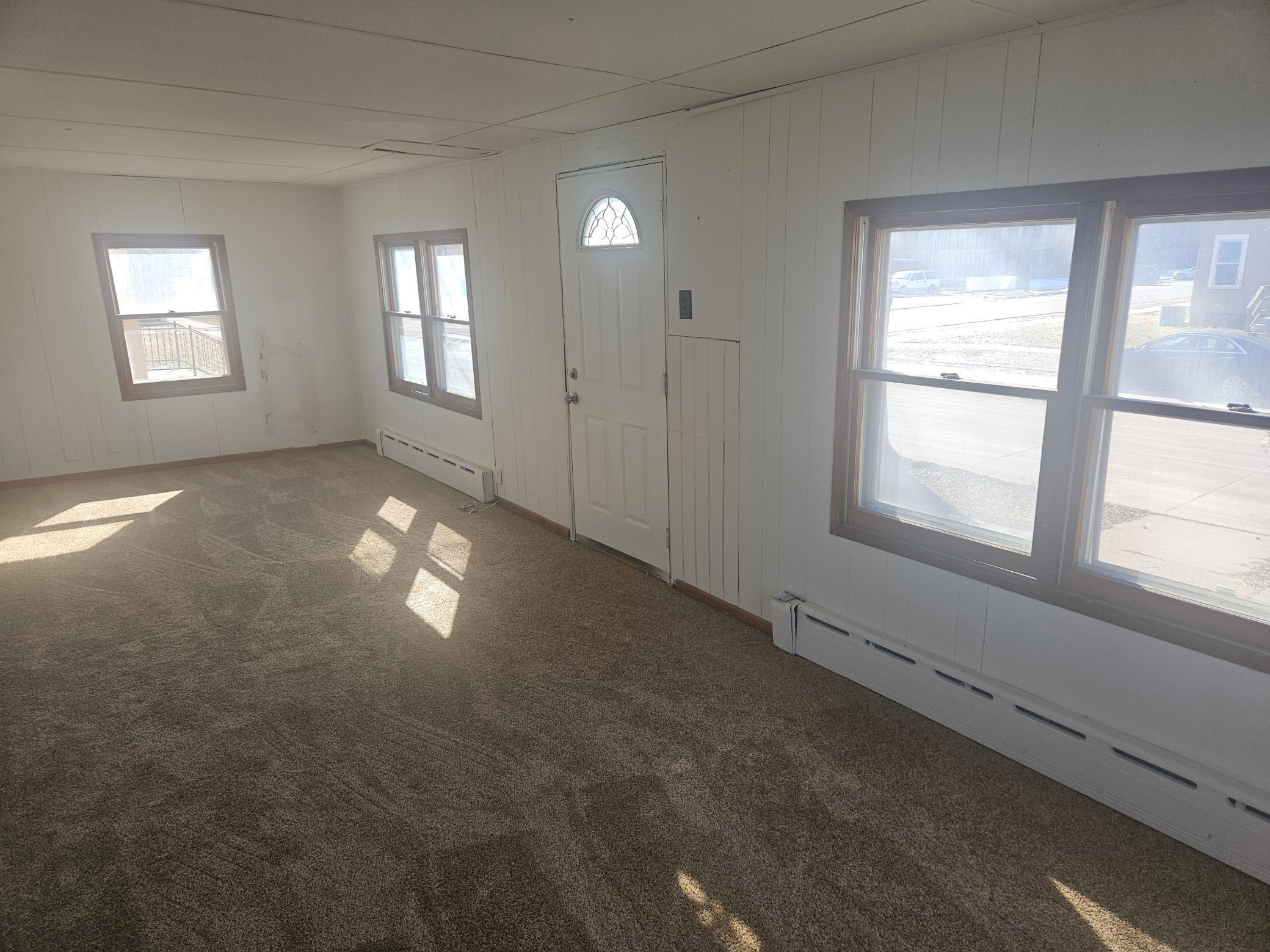 532 Range Street North Mankato, MN 56003 - Photo 5 of 46