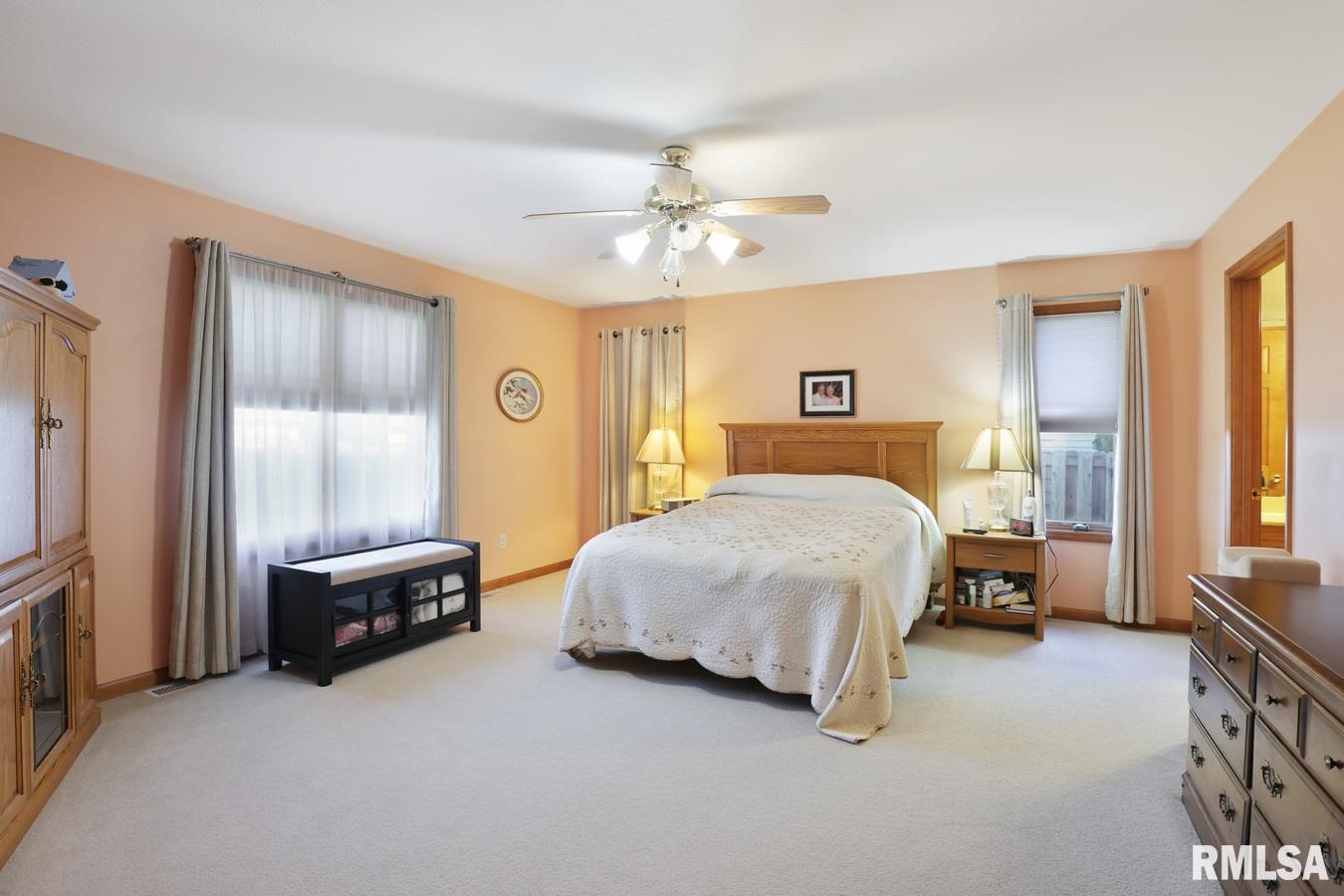 5405 Manhattan Drive Springfield, IL 62711 - Photo 13 of 33 Gallery Image 13