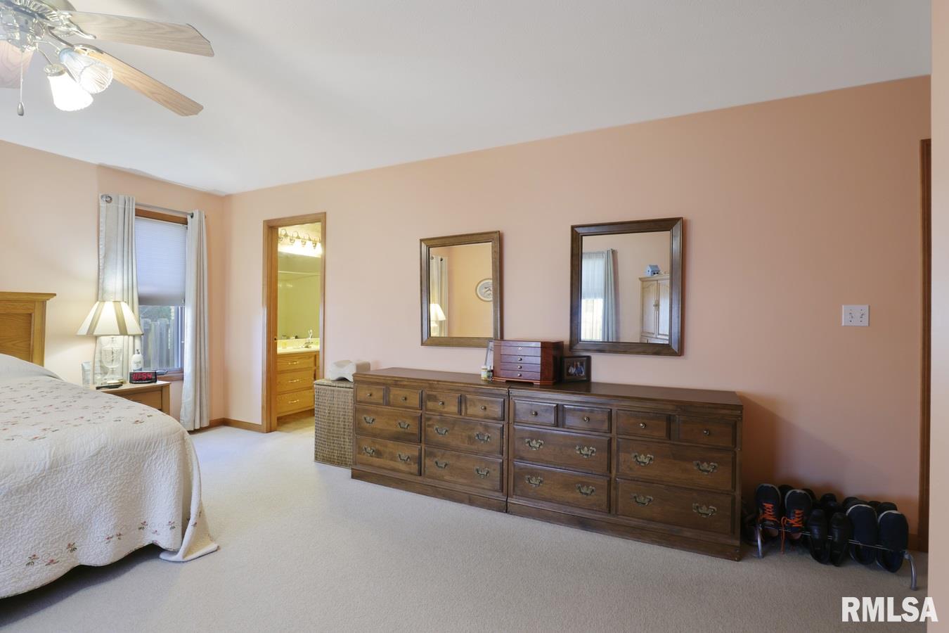 5405 Manhattan Drive Springfield, IL 62711 - Photo 15 of 33 Gallery Image 15