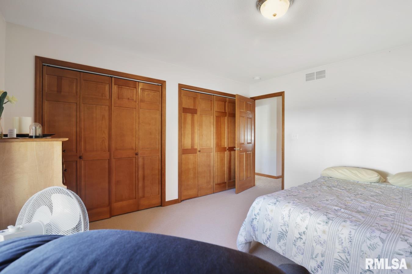 5405 Manhattan Drive Springfield, IL 62711 - Photo 19 of 33 Gallery Image 19