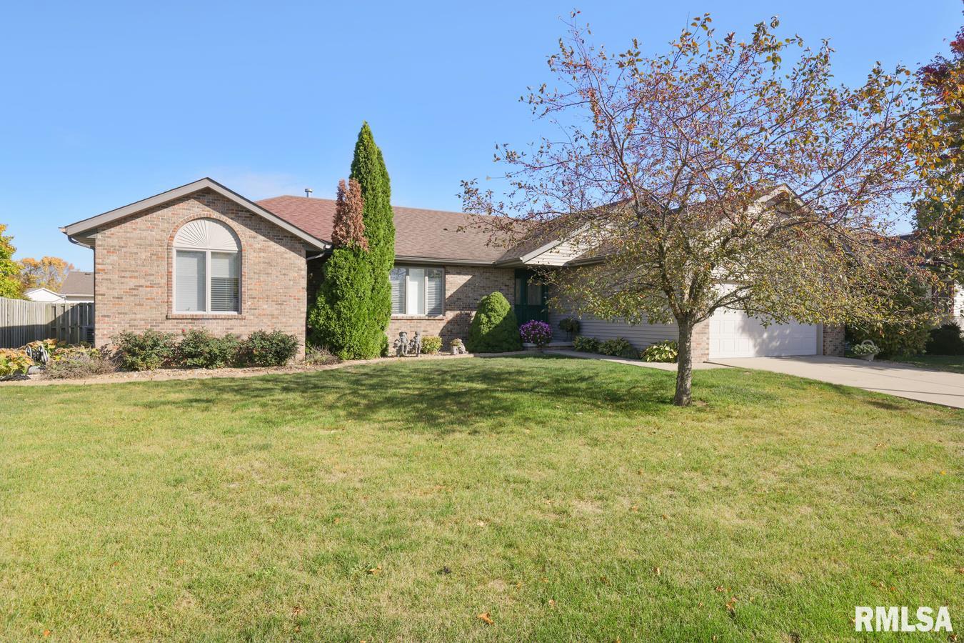 5405 Manhattan Drive Springfield, IL 62711 - Photo 2 of 33 Gallery Image 2