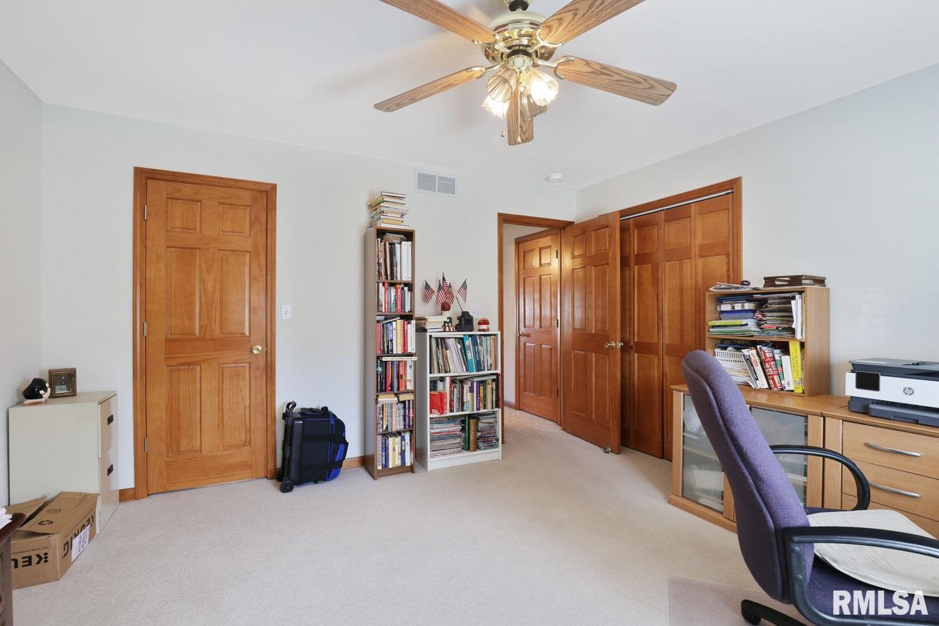 5405 Manhattan Drive Springfield, IL 62711 - Photo 21 of 33 Gallery Image 21