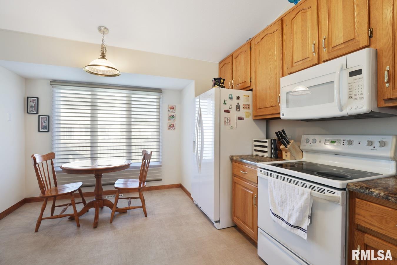 5405 Manhattan Drive Springfield, IL 62711 - Photo 9 of 33 Gallery Image 9