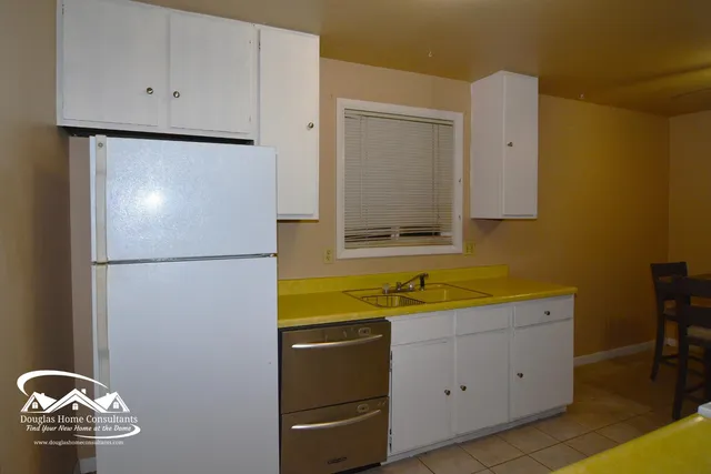 $335,000 | 942 West Birch Street, Glenrock, WY 82637