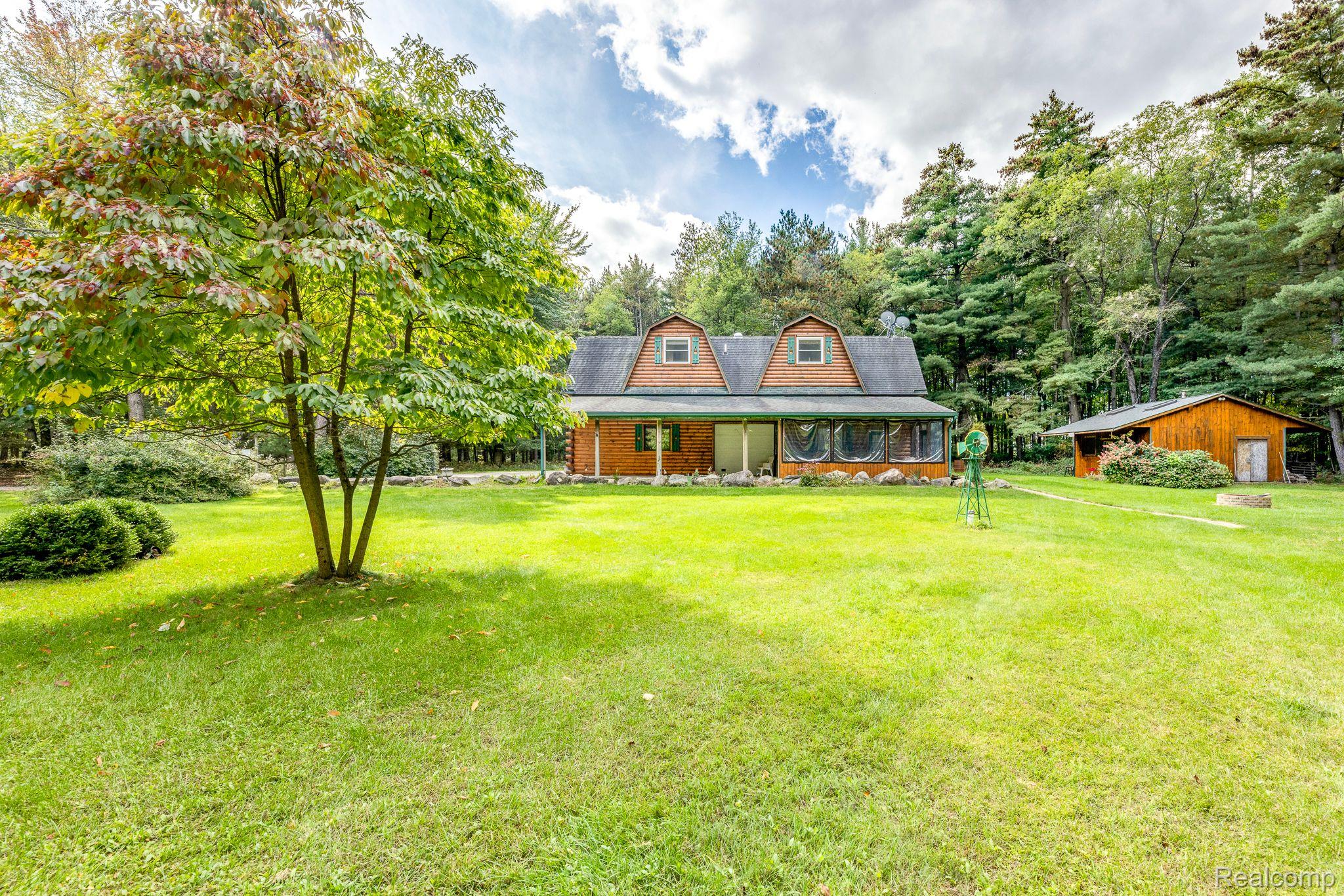 3899 Spruce Road Croswell, MI 48422 - Photo 13 of 53 Gallery Image 13