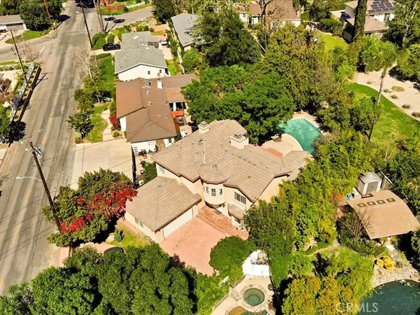 $7,500 | 5224 Woodlake Avenue, Woodland Hills, CA 91367
