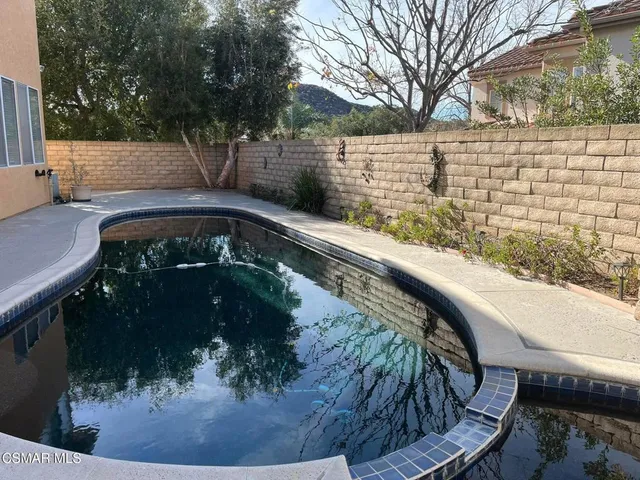 $5,650 | 569 Camino Agua Dulce, Newbury Park, CA 91320