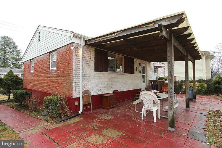 11804 Rocking Horse Road Rockville, MD 20852 - Photo 26 of 29 Exterior (Rear)