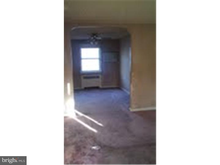 439 Glendale Road Upper Darby, PA 19082 - Photo 2 of 7