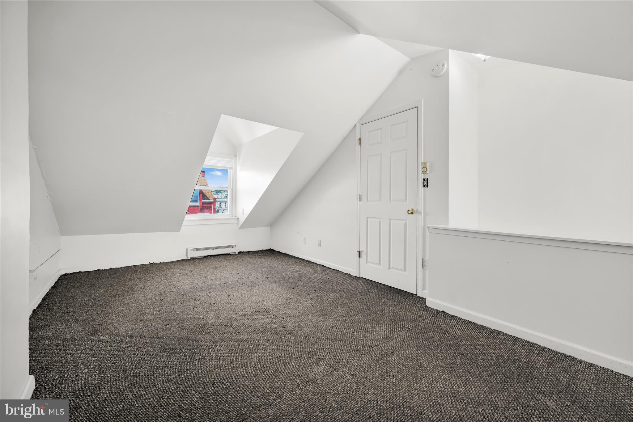 940 Pike Street Reading, PA 19604 - Photo 27 of 29 Attic Bedroom