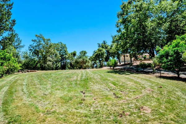 $1,899,000 | 305 West Lane, Angwin, CA 94508