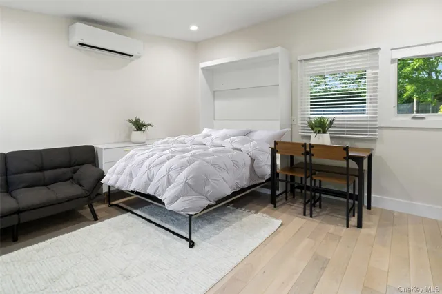 $1,900 | 25 Peters Lane, Unit A, Westhampton Beach, NY 11978