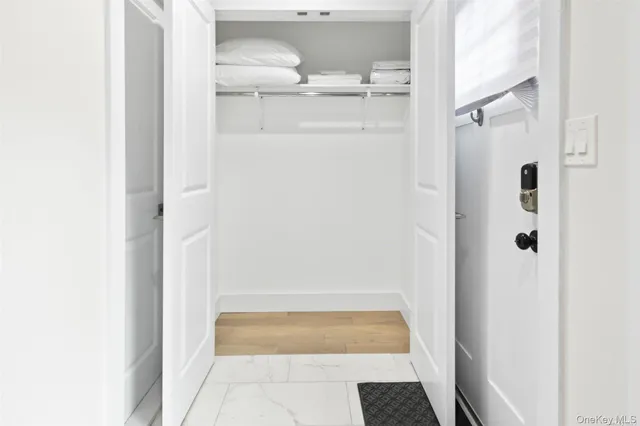 $1,900 | 25 Peters Lane, Unit A, Westhampton Beach, NY 11978