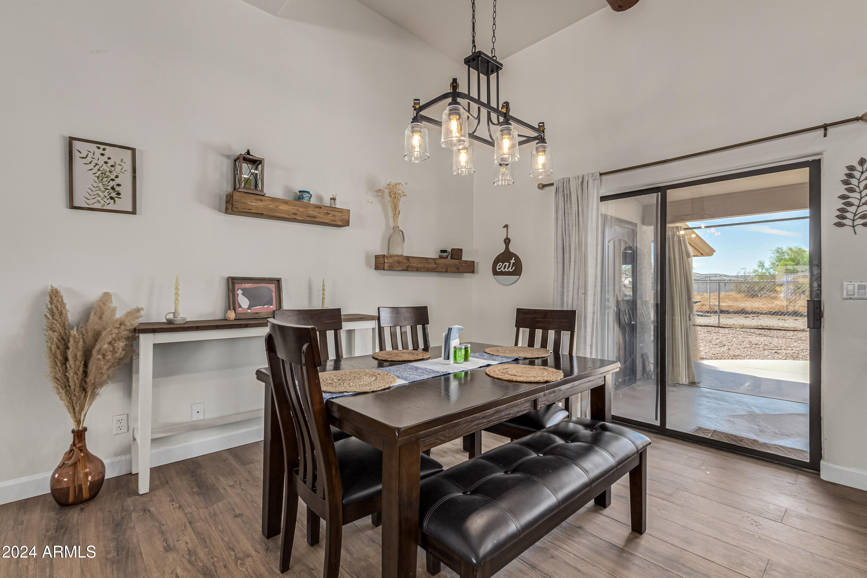 936 North Roadrunner Road Apache Junction, AZ 85119 - Photo 11 of 31 10 - Roadrunner