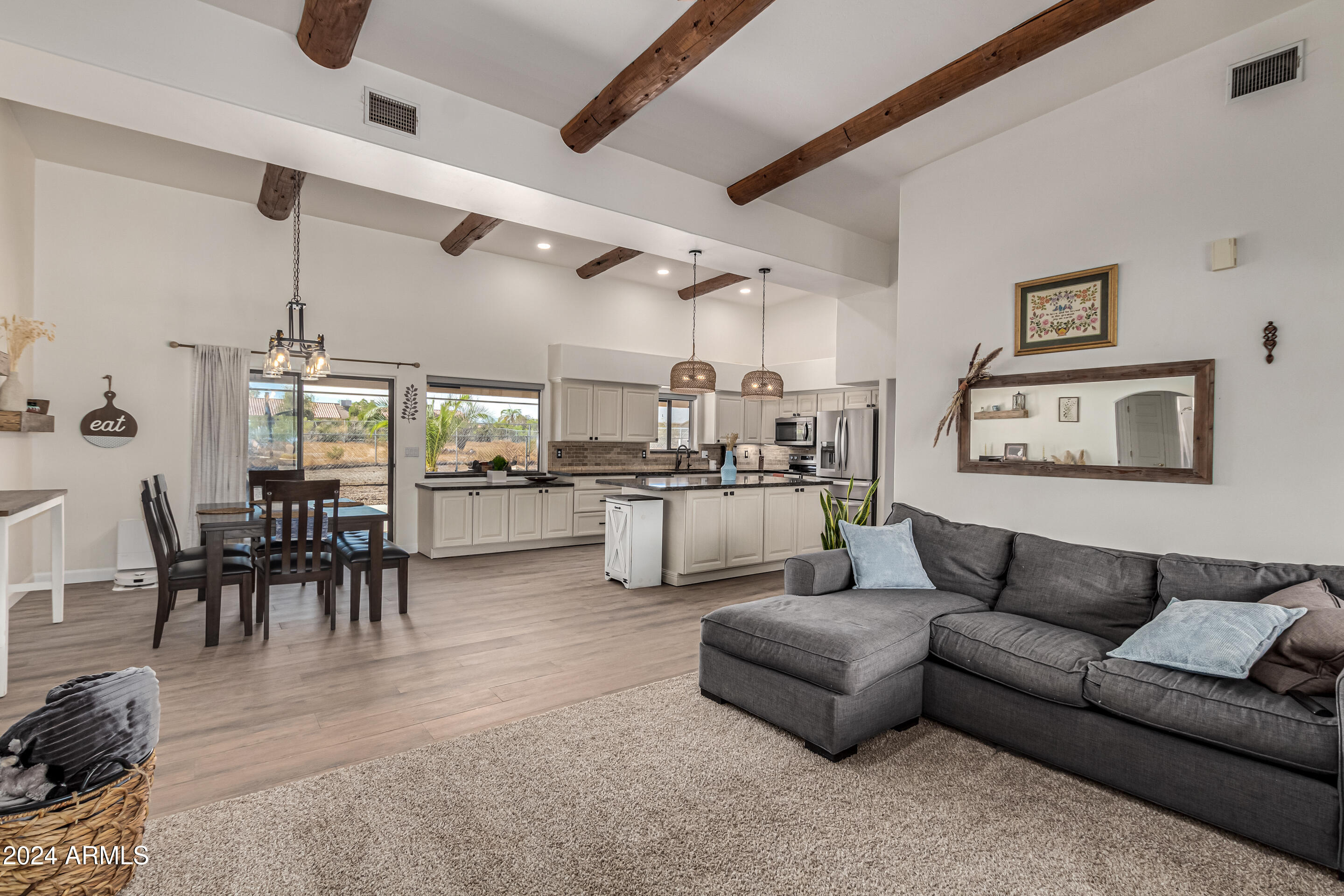 936 North Roadrunner Road Apache Junction, AZ 85119 - Photo 10 of 31 09 - Roadrunner