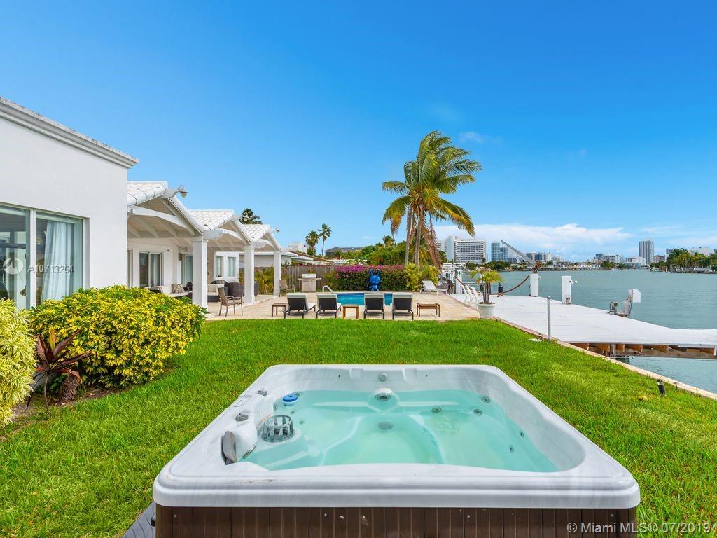 1350 South Biscayne Point Road Miami Beach, FL 33141 - Photo 3 of 49