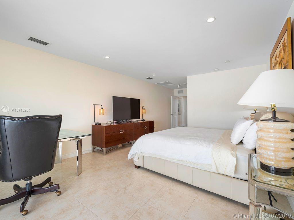 1350 South Biscayne Point Road Miami Beach, FL 33141 - Photo 26 of 49