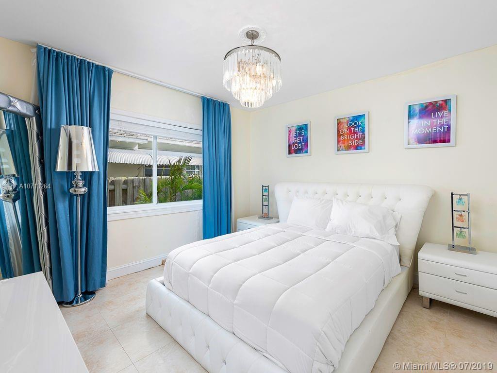 1350 South Biscayne Point Road Miami Beach, FL 33141 - Photo 32 of 49