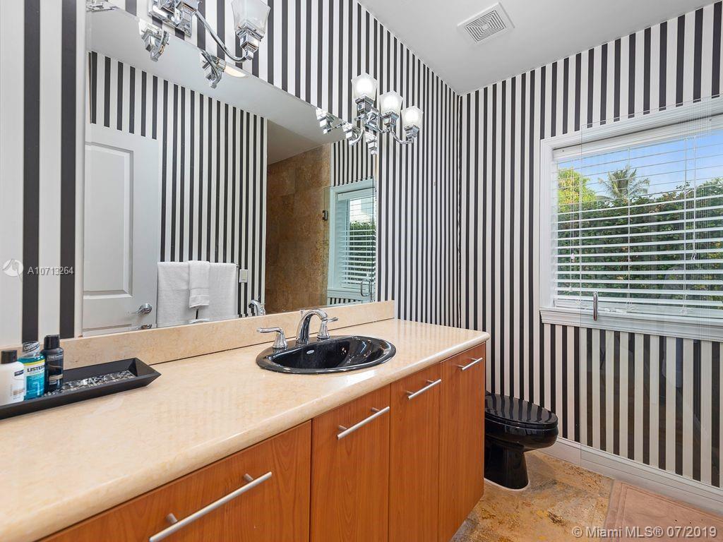1350 South Biscayne Point Road Miami Beach, FL 33141 - Photo 38 of 49