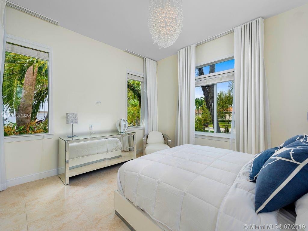 1350 South Biscayne Point Road Miami Beach, FL 33141 - Photo 39 of 49