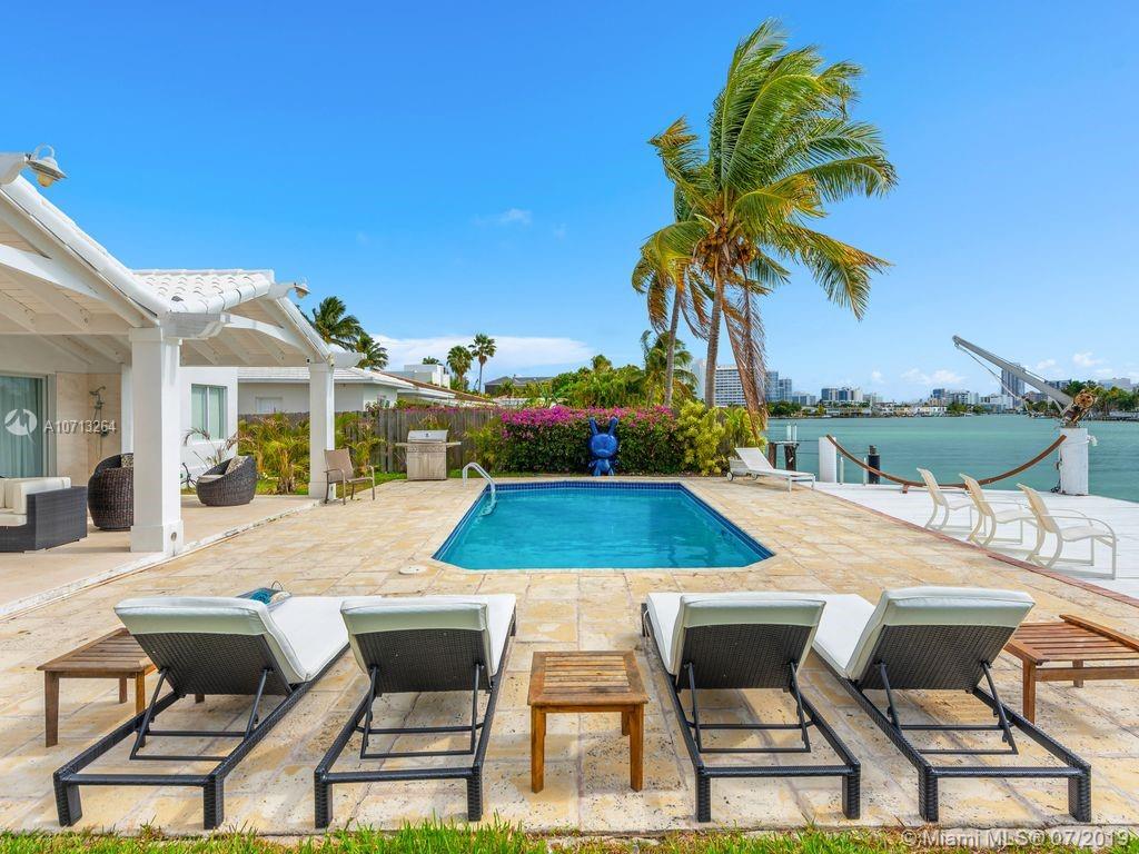 1350 South Biscayne Point Road Miami Beach, FL 33141 - Photo 5 of 49