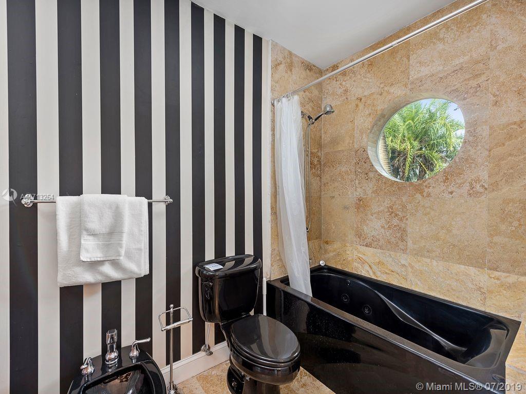 1350 South Biscayne Point Road Miami Beach, FL 33141 - Photo 41 of 49