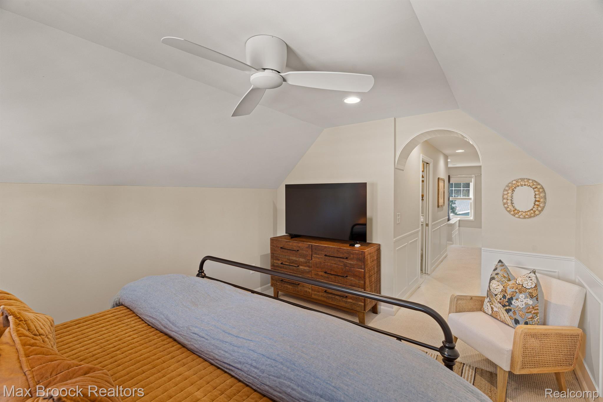 1408 Villa Road Birmingham, MI 48009 - Photo 11 of 24 Primary Bedroom View 2