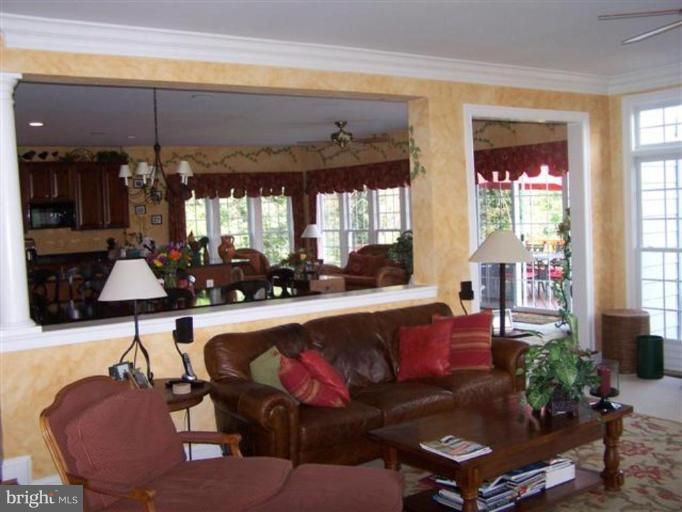 3011 Hunt Road Oakton, VA 22124 - Photo 12 of 30 Family Room to Kitchen view