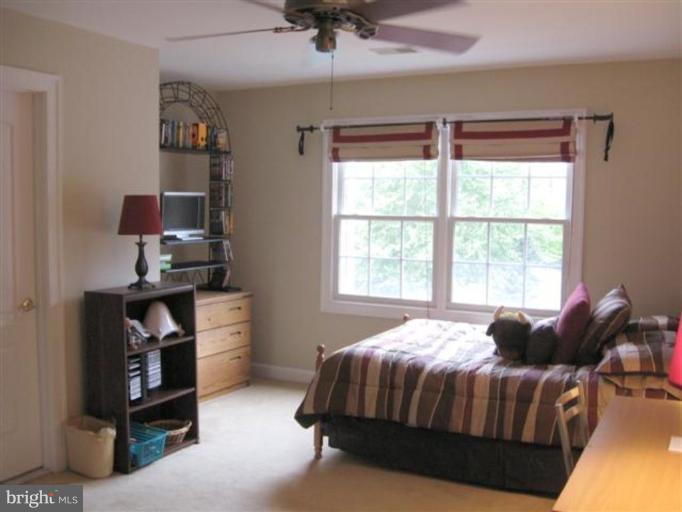 3011 Hunt Road Oakton, VA 22124 - Photo 5 of 30 Spacious Bedroom #3