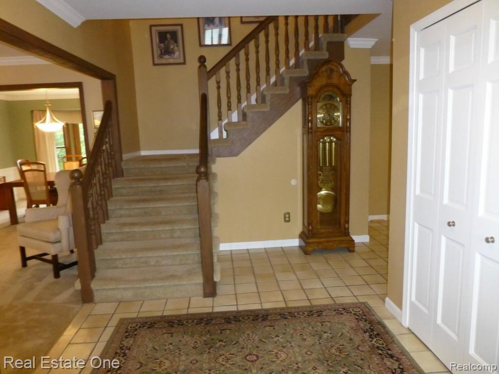 2581 Topsham Drive Rochester, MI 48306 - Photo 5 of 24 P1010084.jpg