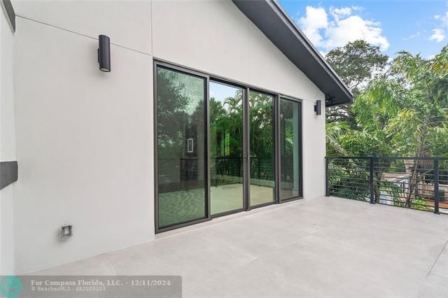 $1,800,000 | 2125 Southwest 10th Avenue, Fort Lauderdale, FL 33315