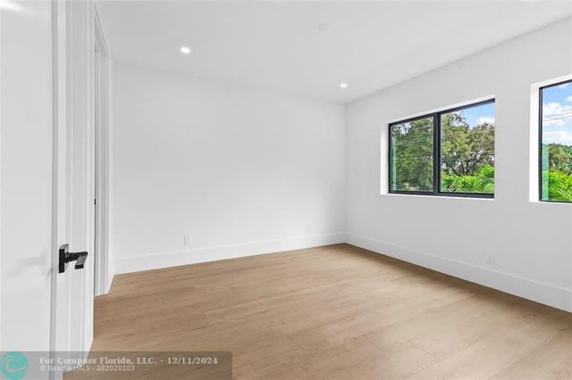 $1,800,000 | 2125 Southwest 10th Avenue, Fort Lauderdale, FL 33315