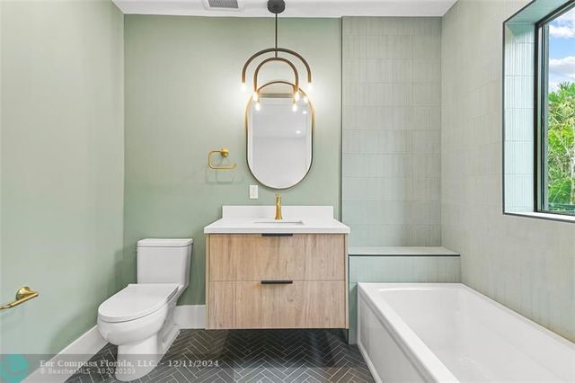 $1,800,000 | 2125 Southwest 10th Avenue, Fort Lauderdale, FL 33315