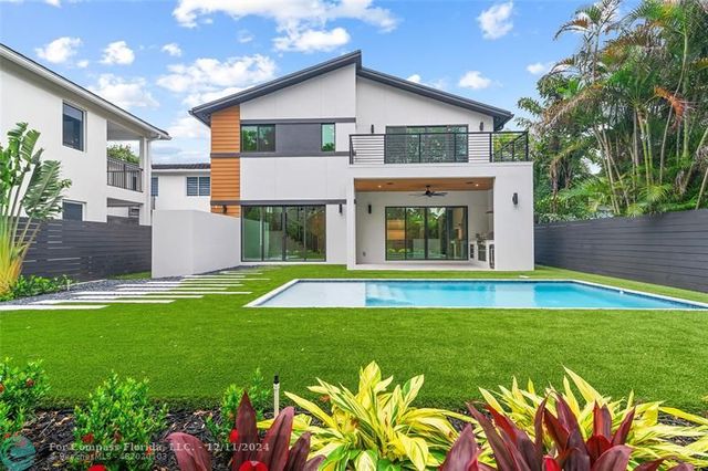 $1,800,000 | 2125 Southwest 10th Avenue, Fort Lauderdale, FL 33315