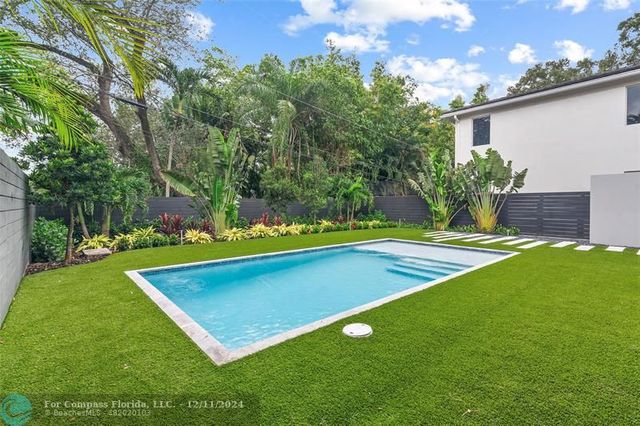 $1,800,000 | 2125 Southwest 10th Avenue, Fort Lauderdale, FL 33315