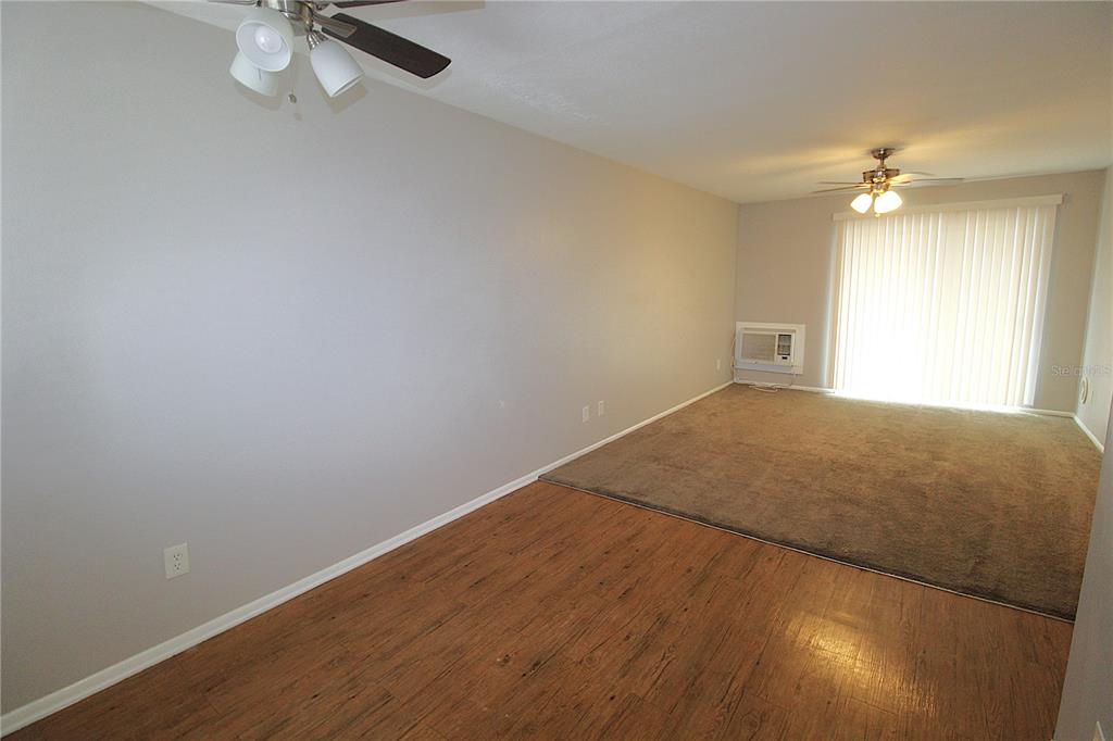 3001 Bee Ridge Road, Unit 202 Sarasota, FL 34239 - Photo 4 of 18
