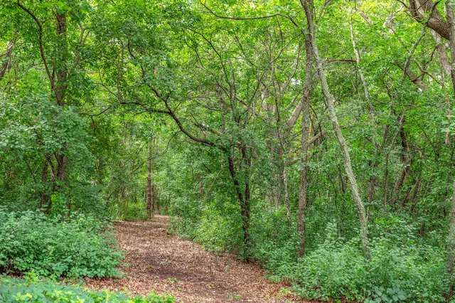 $1,298,000 | 1600 Juniper Way, Hartland, WI 53029