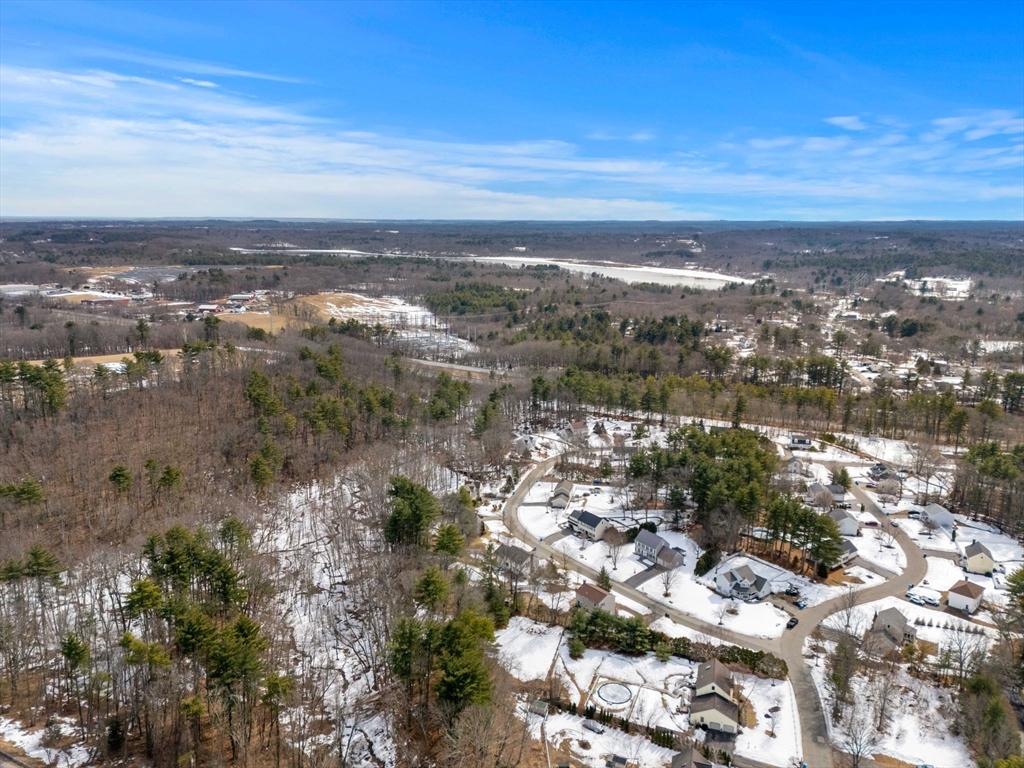 21 Pond Hill Road Amesbury, MA 01913 - Photo 5 of 21