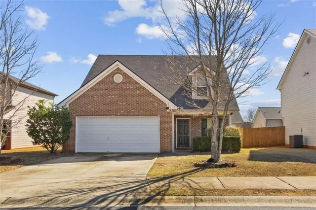 $299,999 | 310 Parkview Pl Drive, McDonough, GA 30253