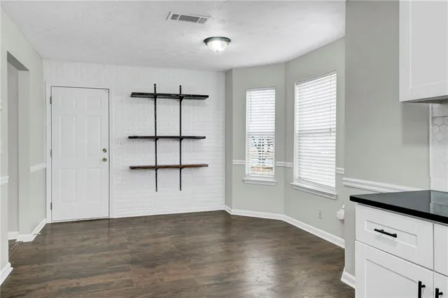 $299,999 | 310 Parkview Pl Drive, McDonough, GA 30253