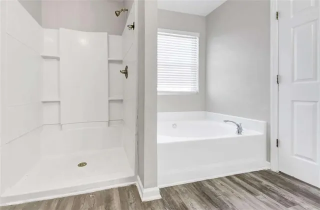 $299,999 | 310 Parkview Pl Drive, McDonough, GA 30253