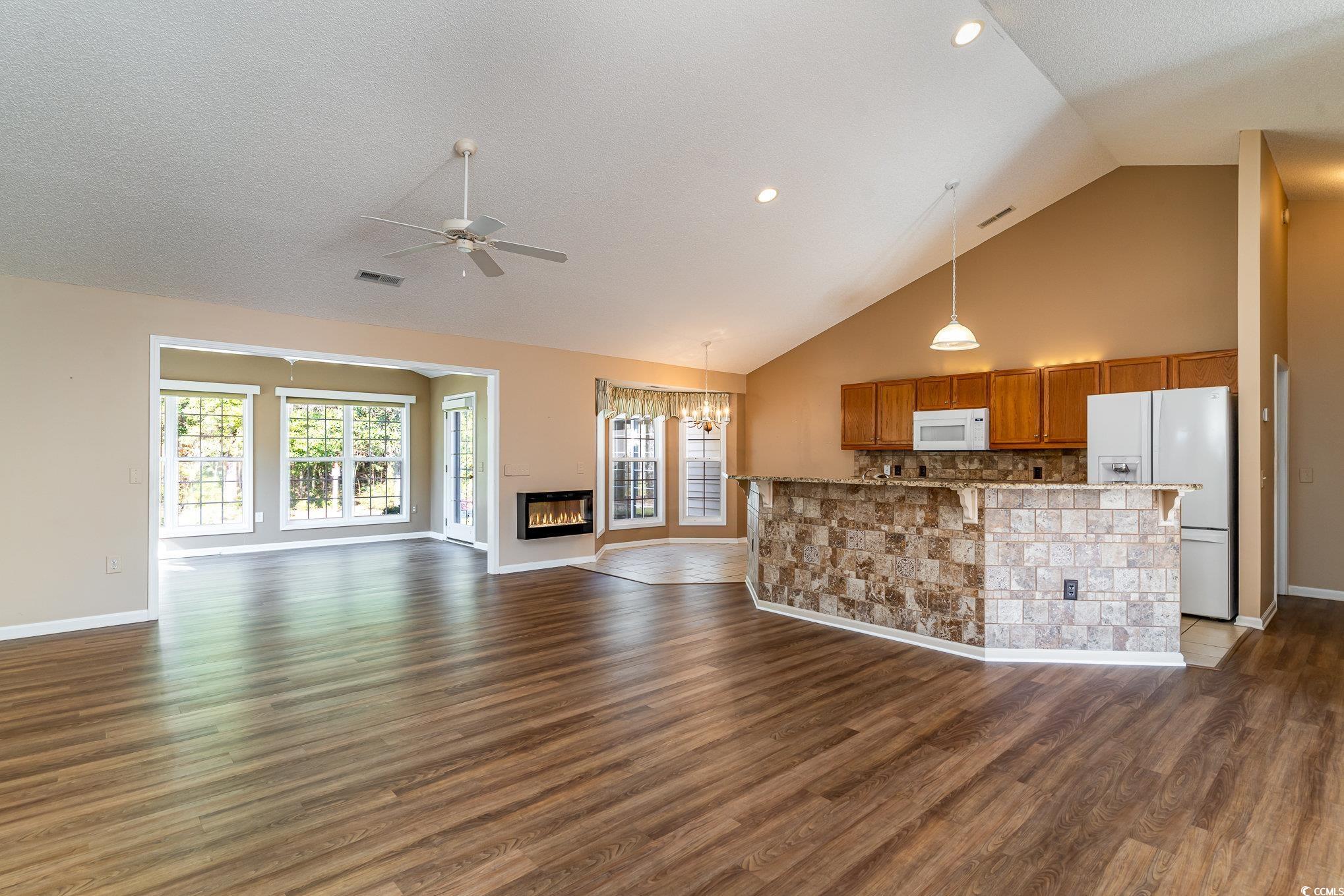 527 Westham Drive Murrells Inlet, SC 29576 - Photo 6 of 34 Gallery Image 6